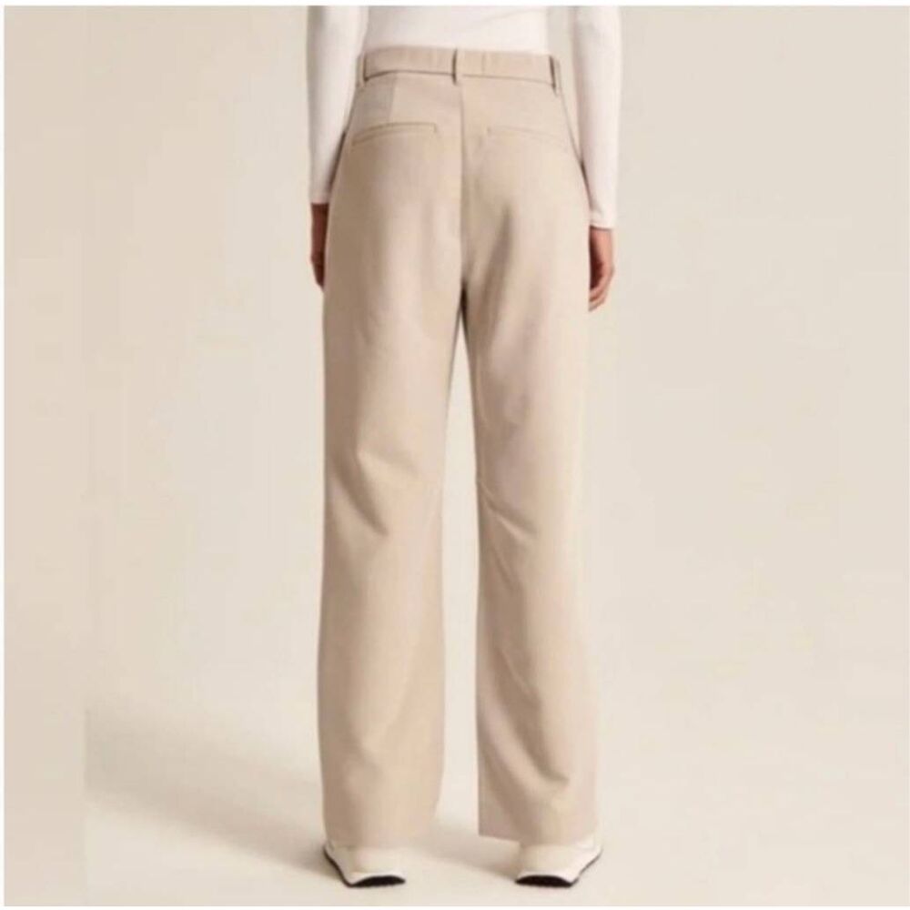 Abercrombie Beige Crossover Women's Trousers Size 30/10 - Picture 2 of 6